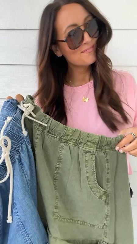 Comment “SHOP” and I’ll send you the links to these very comfy & lightweight shorts for spring! 🌸 {full try on with sizing details in stories 👆🏻}

#LTKVideo #LTKstyletip #LTKfindsunder50