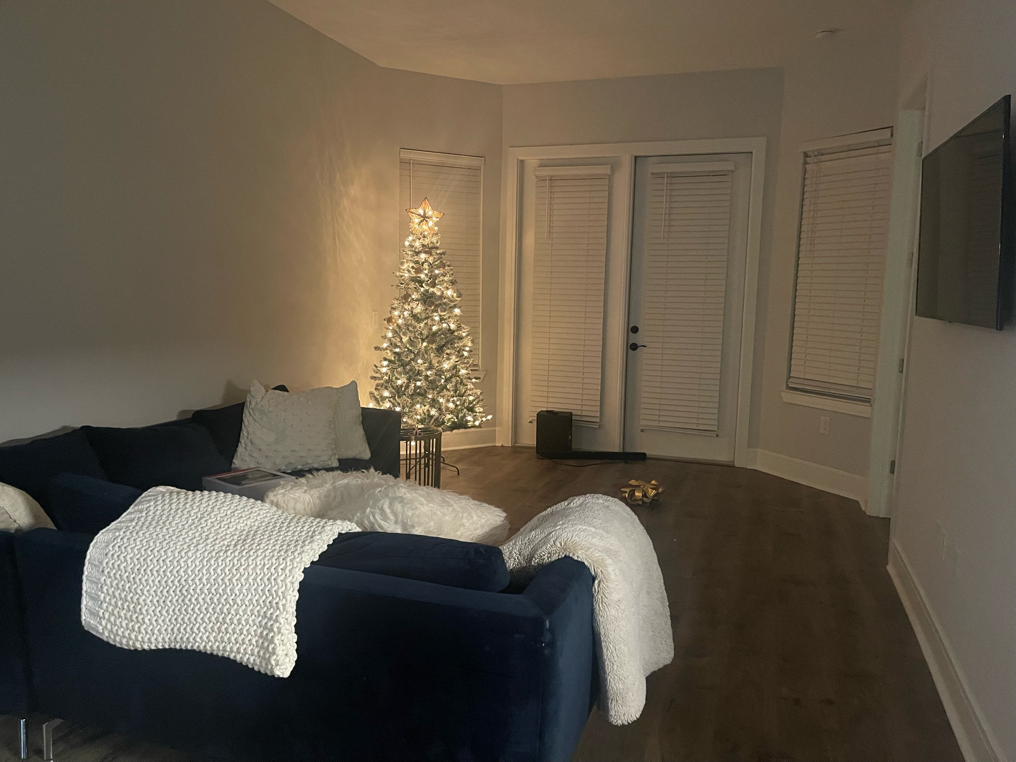 Apt refresh 

#LTKhome #LTKunder50 #LTKunder100