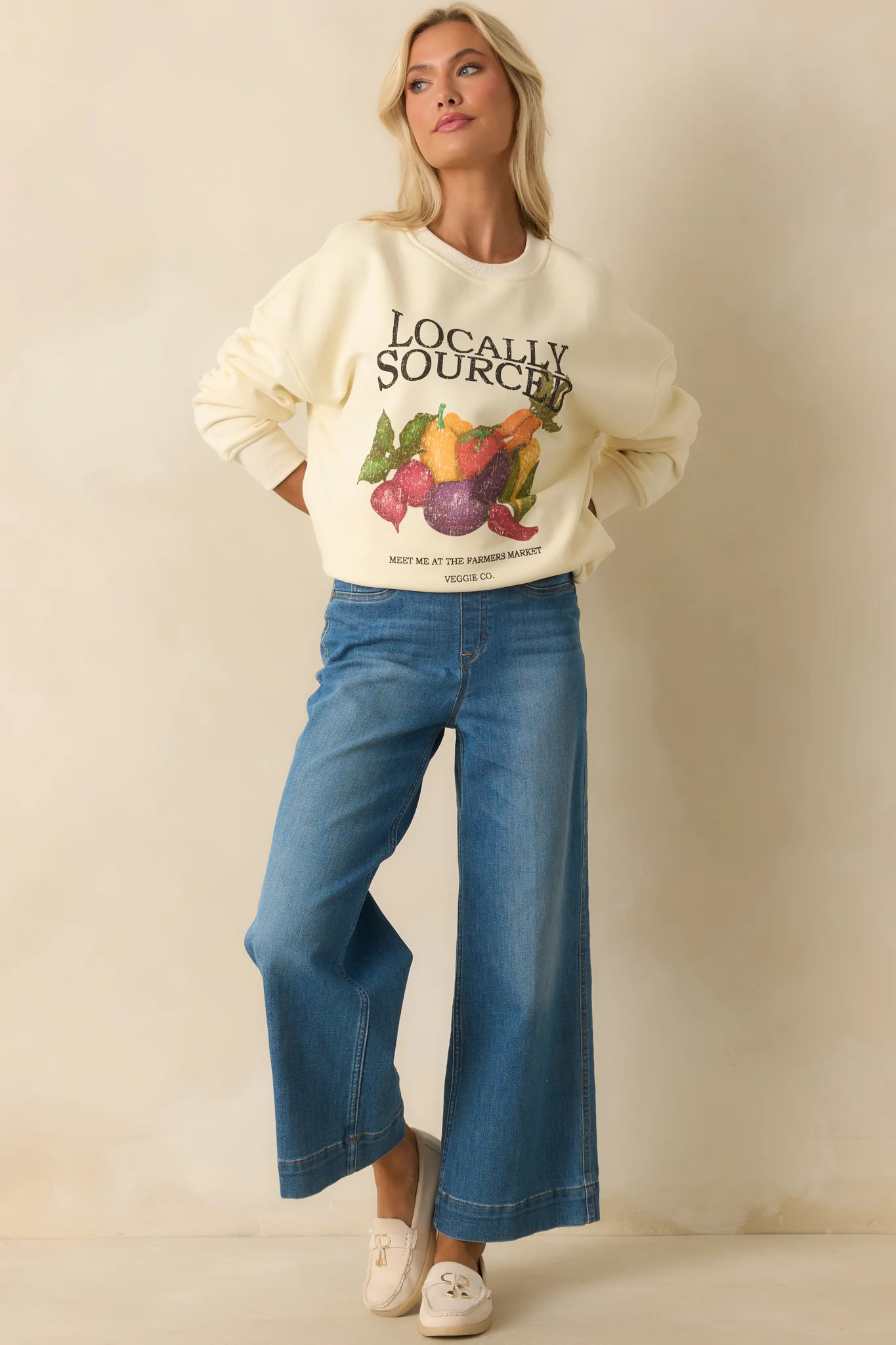 Locally Sourced Ivory Cotton Graphic Crewneck Sweatshirt M / Ivory | Red Dress