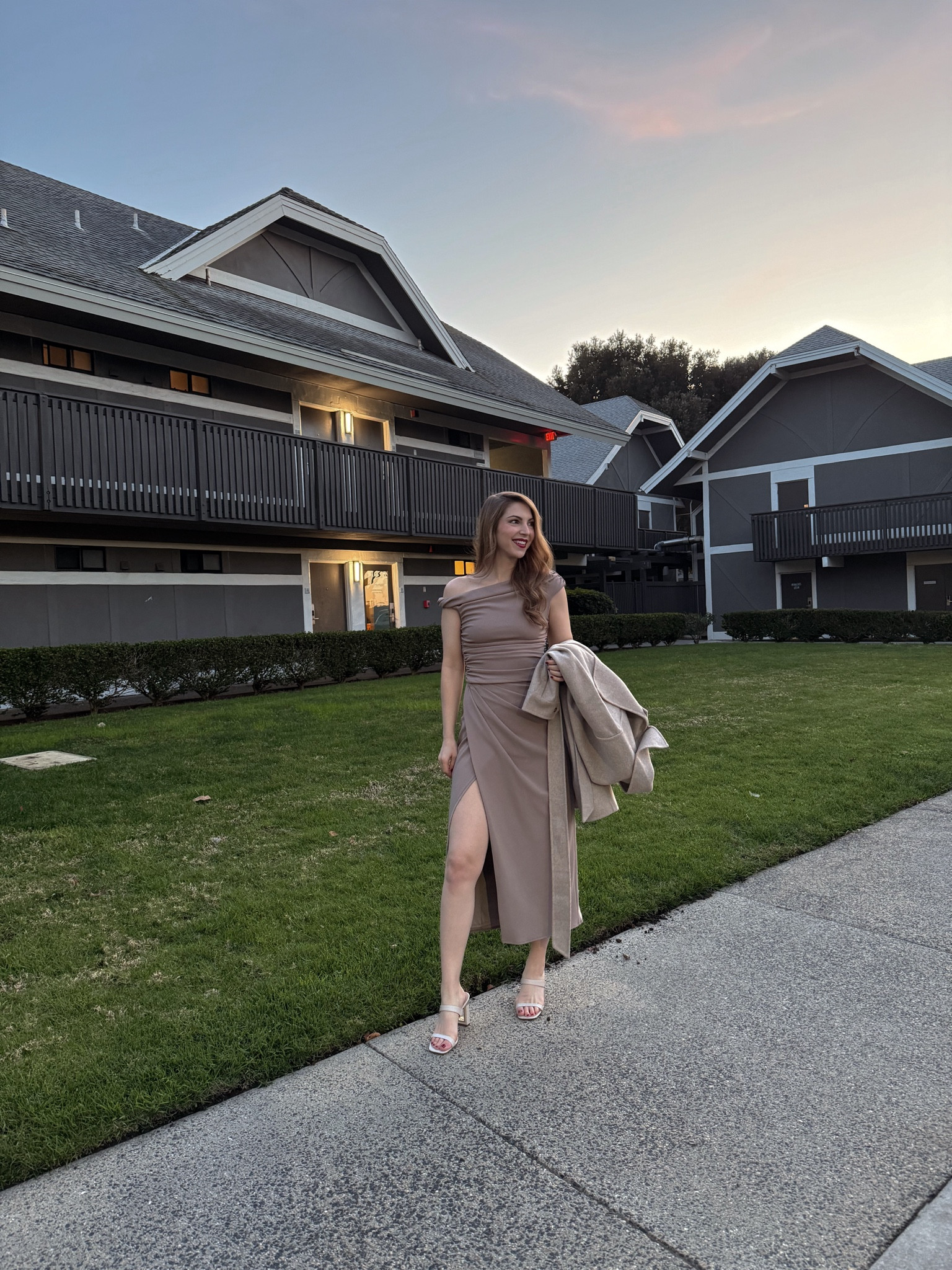 Obsessed with this set! 

#LTKSeasonal #LTKshoecrush #LTKfindsunder100