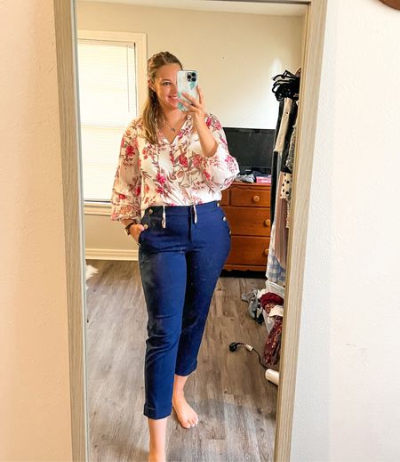 07.10.23 ootd - Avara boutique floral blouse (size large//linking similar//MELISSALEIGH15 for 15% off) and loft sailor pants (size 10)

Midsize, midsize outfit, size 10, ootd, Outfit inspo, affordable Outfit, work style, officie outfit, fall transition outfit, floral blouse, classic style, coastal style 

#LTKFind #LTKworkwear #LTKSeasonal