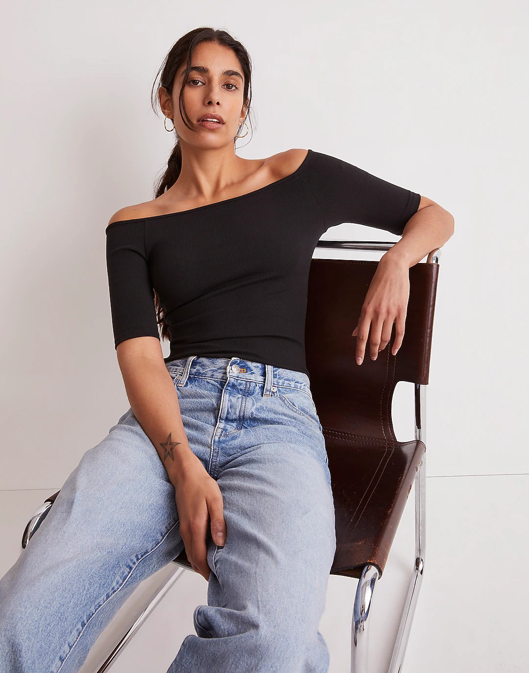 Off-Shoulder Tee in Sleekhold | Madewell