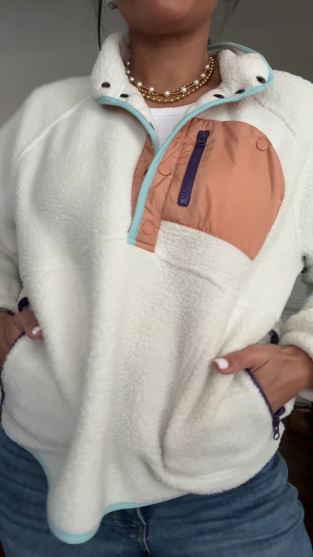 The cutest trending Colorblock Fleece style 

#LTKMidsize #LTKOver40 #LTKStyleTip