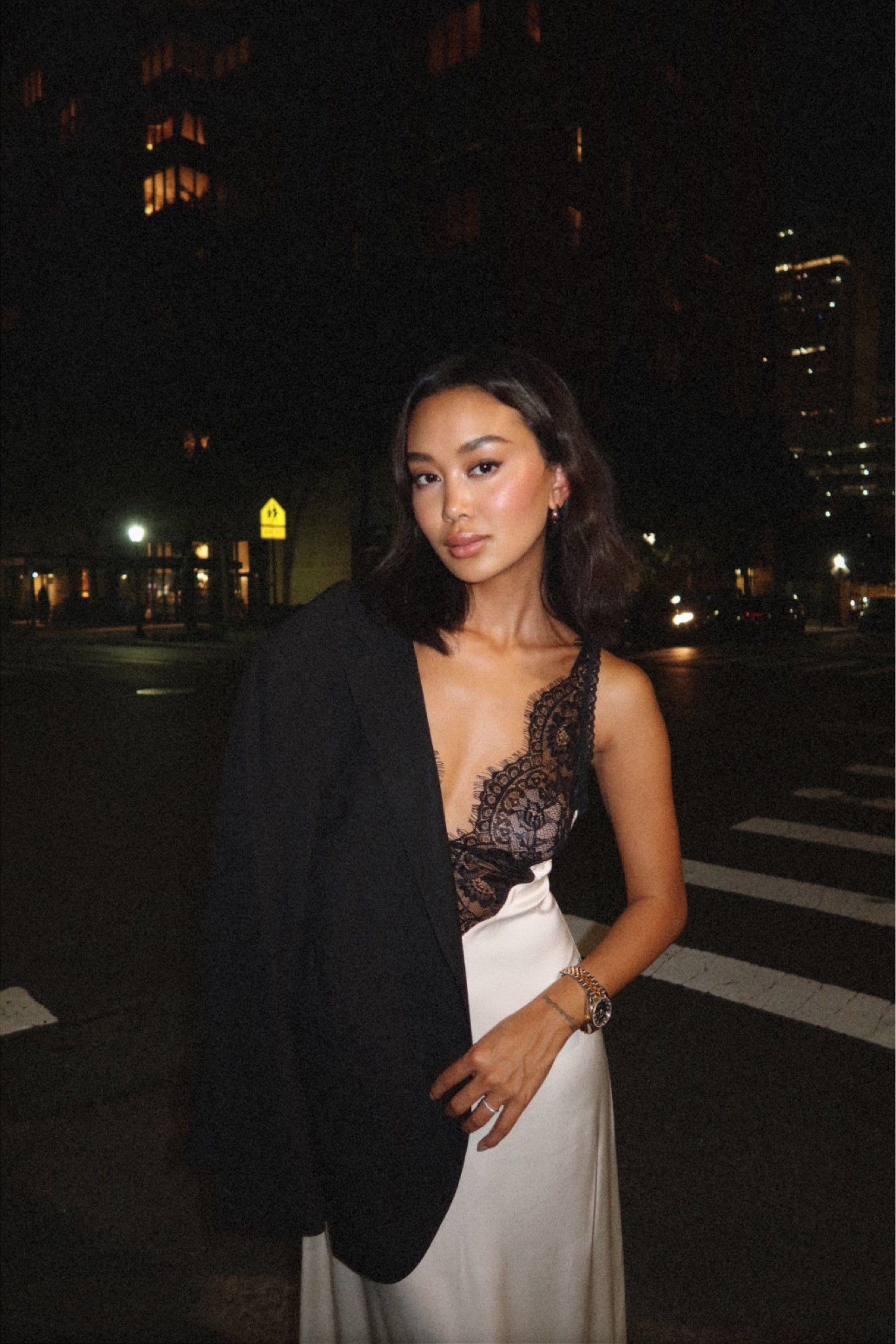 for date night, a dinner, or an event - throw an oversized blazer over a delicate lace and silk dress to strike the perfect balance 🖤

#LTKsalealert #LTKSeasonal