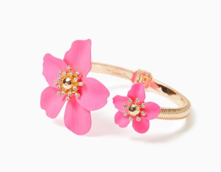 This orchid bracelet would make a beautiful gift for mom. Mother’s Day gift.

#LTKGiftGuide #LTKstyletip #LTKSeasonal