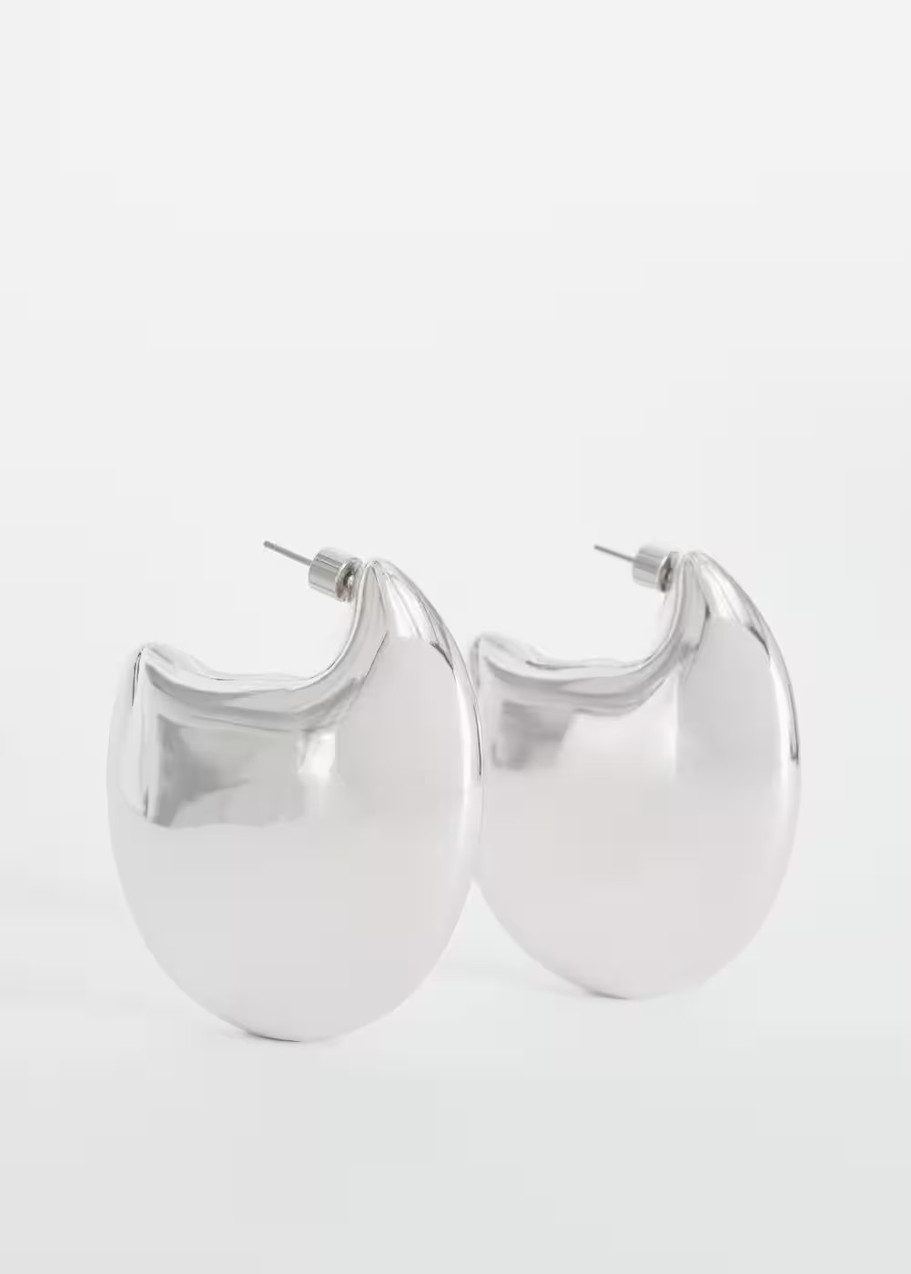 Volume oval-hoop earrings -  Women | Mango USA | MANGO (US)