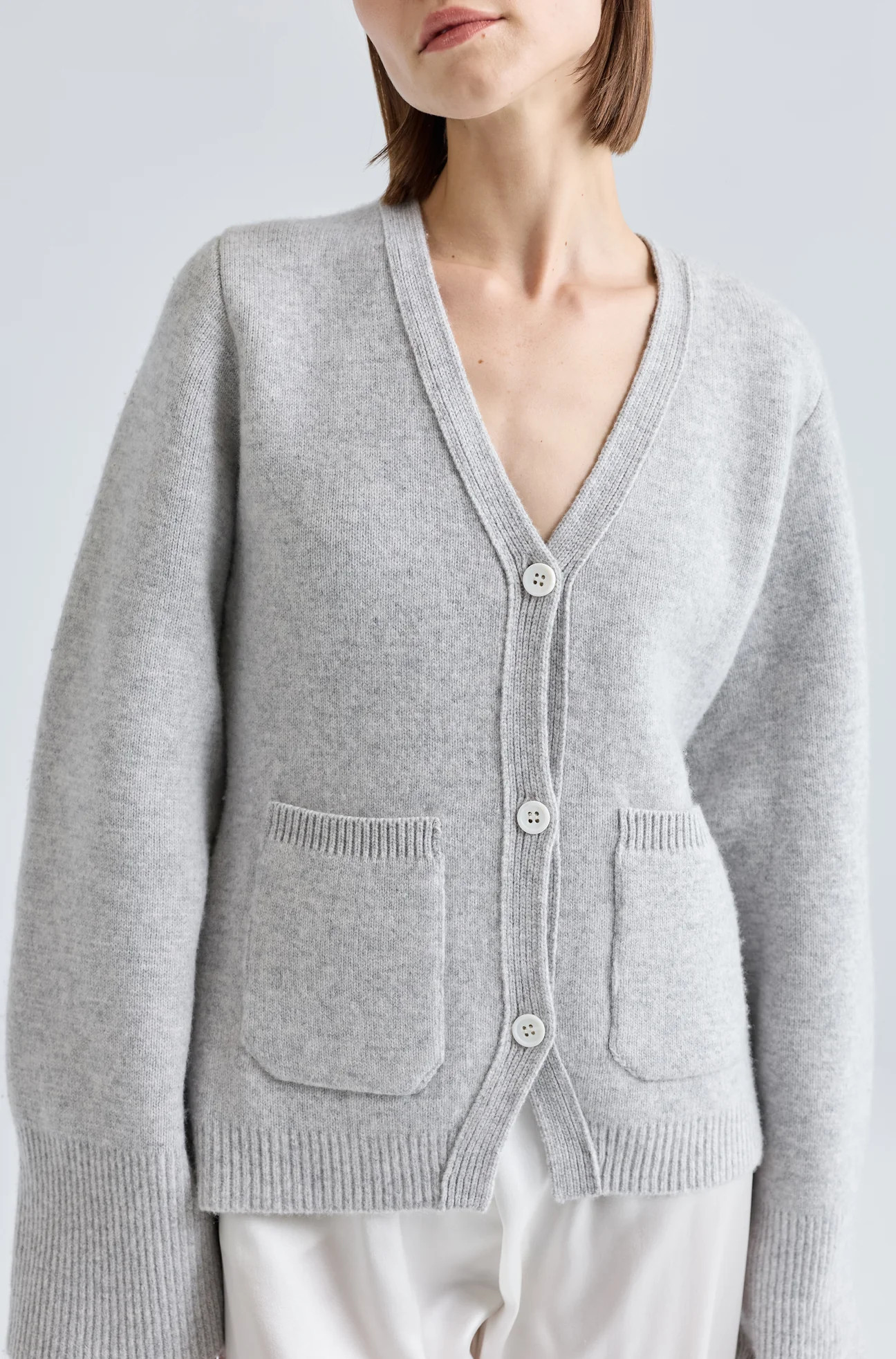 V Neck Cardigan | Almina Concept