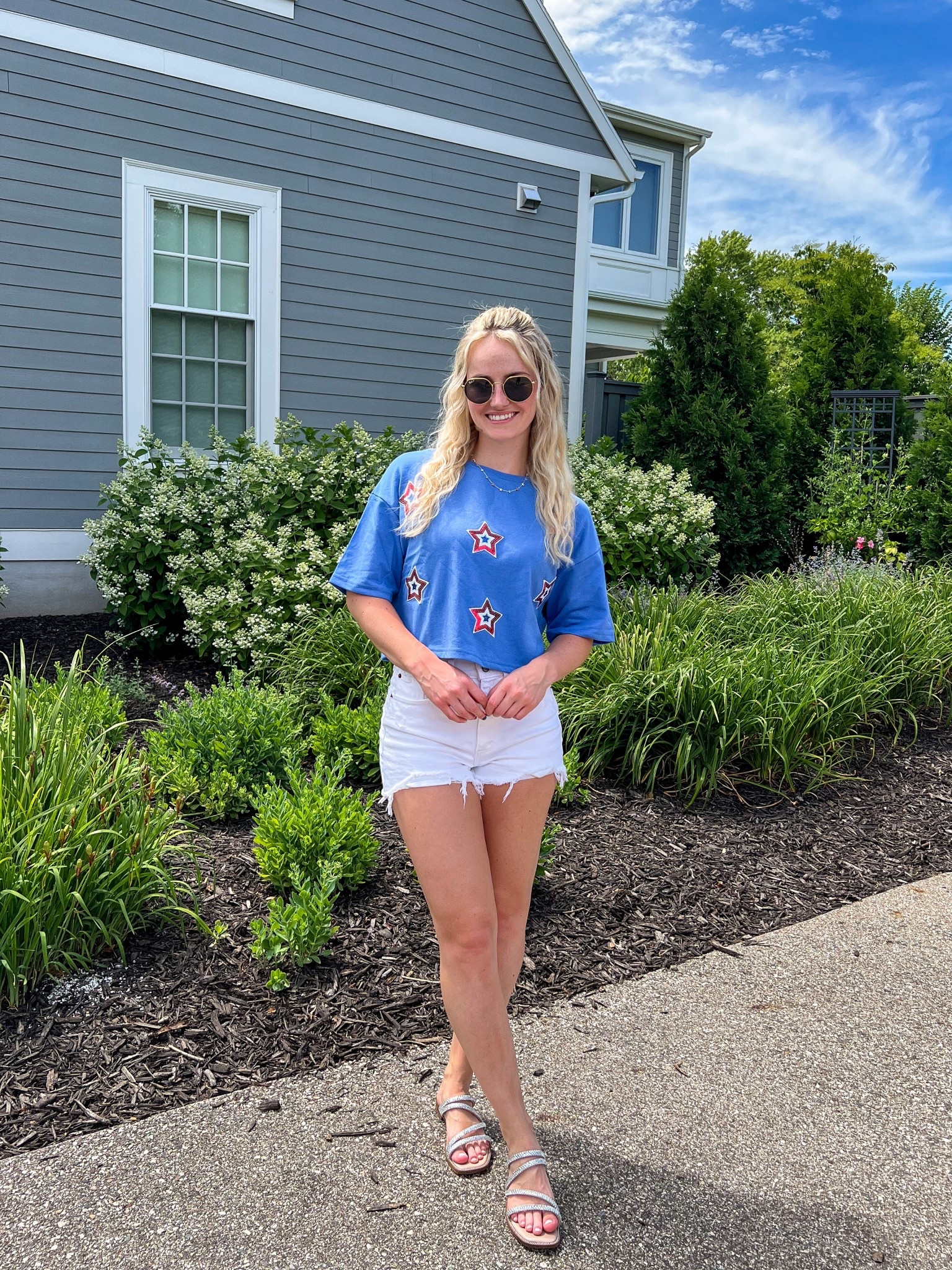 Fourth of July outfit ❤️🤍💙



#pinklily #fourthofjulyweekend #fourthofjulyoutfit #redwhiteblue #ltkcreator #stevemaddenshoes #kendrascott #kendrascottnecklace #summeroutfitideas #beachwaveshair #crimpedhair #starsandstripes

#LTKStyleTip #LTKSeasonal #LTKFindsUnder50