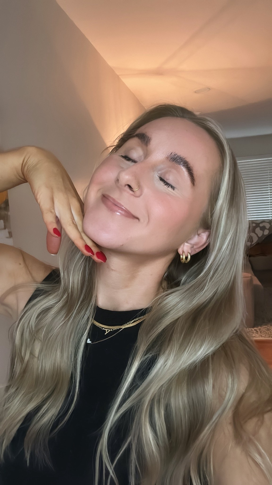 Eyebrow gel 

#LTKBeauty #LTKTravel #LTKSaleAlert