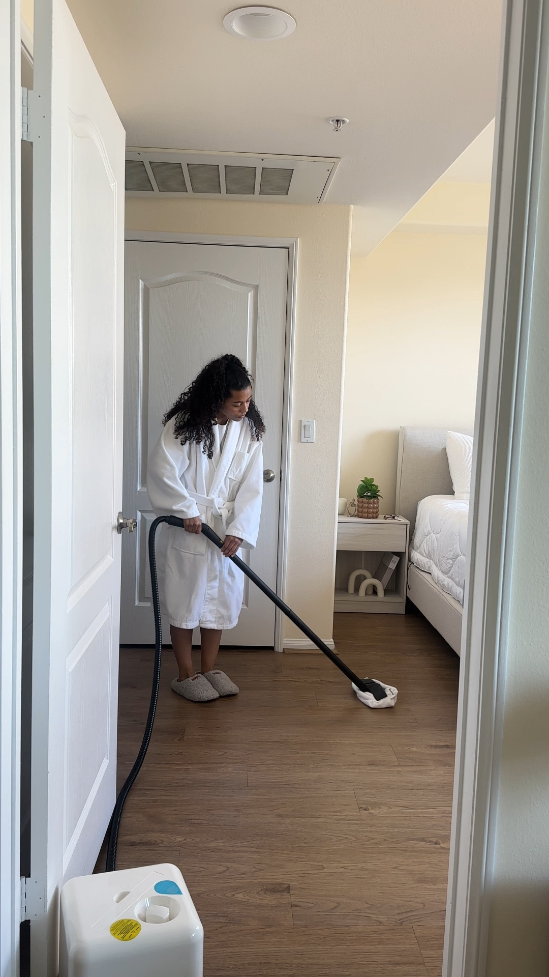 steaming your floors and furniture is a great way to naturally disinfect and remove stains without using toxic chemicals 🫶🏽

#LTKVideo #LTKhome