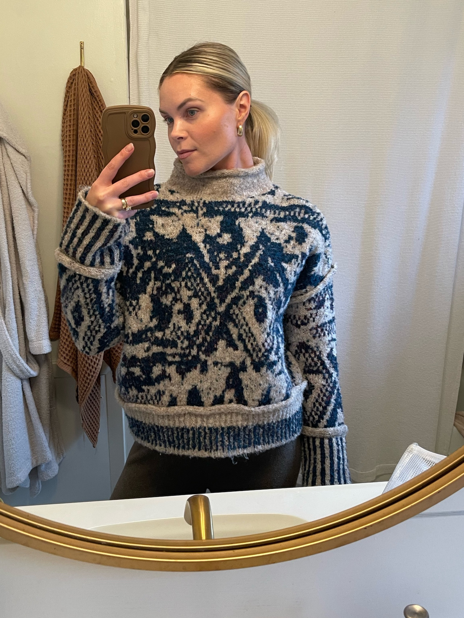 The most beautiful sweater from Anthropologie!! 

#LTKGiftGuide #LTKStyleTip #LTKBeauty