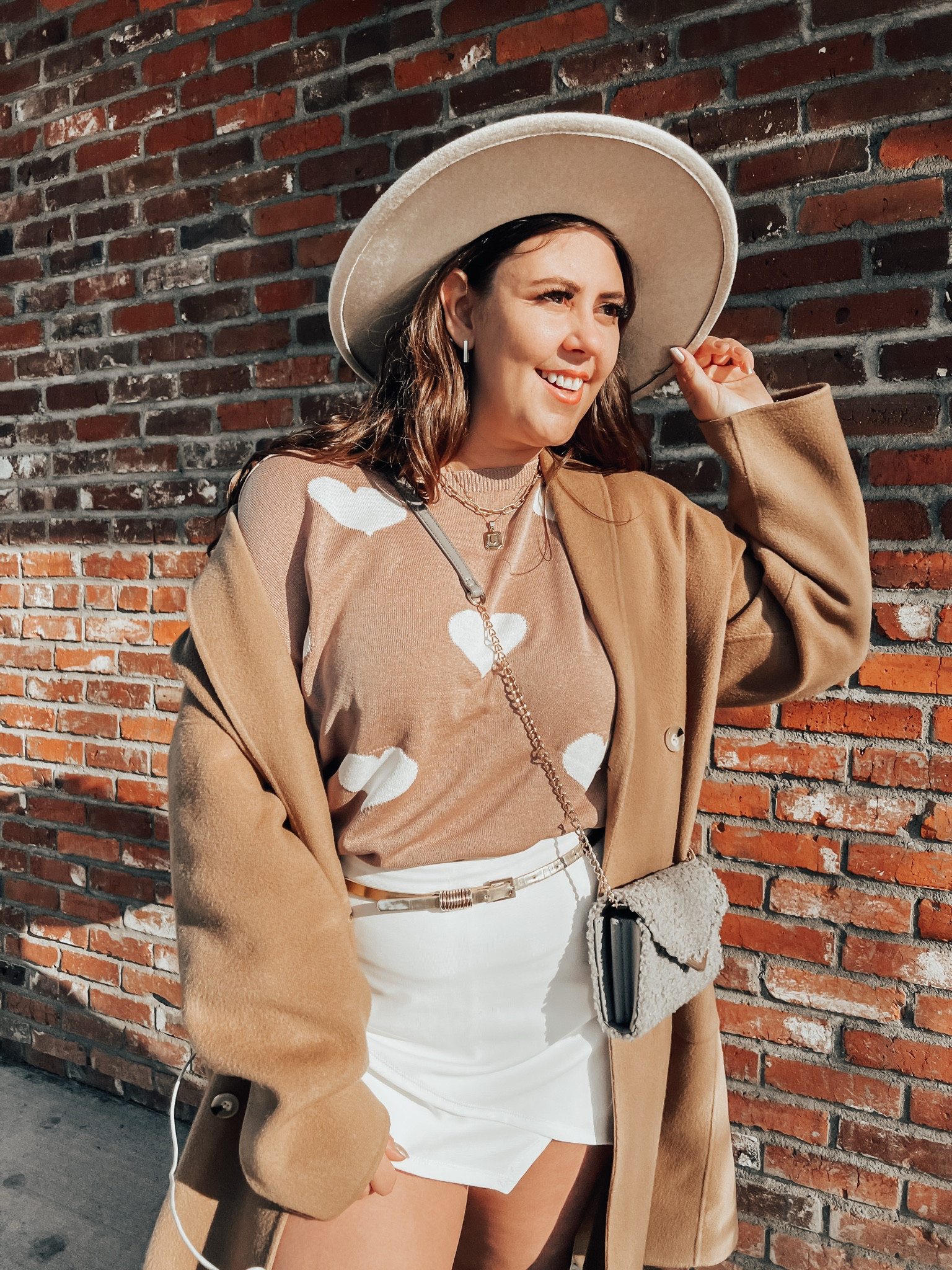 Heart Full of Love 💕 

How cute is this light pink heart sweater from @pinklily? I absolutely love how soft this is plus how it fits with my general neutral and monochromatic style while still being perfect for Valentine’s Day!

❤️Can you believe we’re only 2 weeks out from Valentine’s Day? Have you gotten your outfits figured out yet??

#LTKSeasonal #LTKMidsize #LTKMostLoved