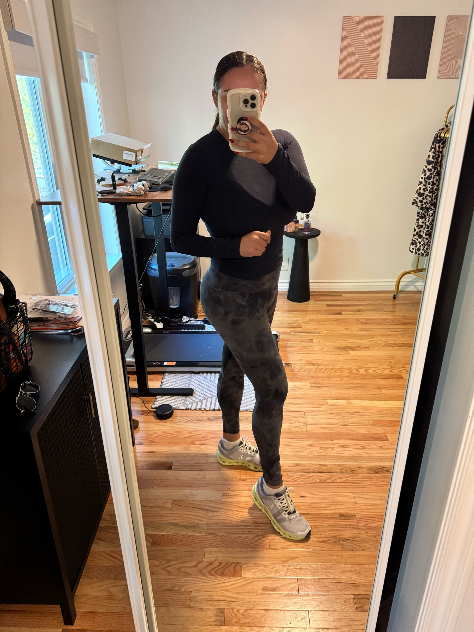 #Athleisure #CasualComfort #ActiveStyle #LeggingsLove #CozyChic

#LTKActive #LTKFitness