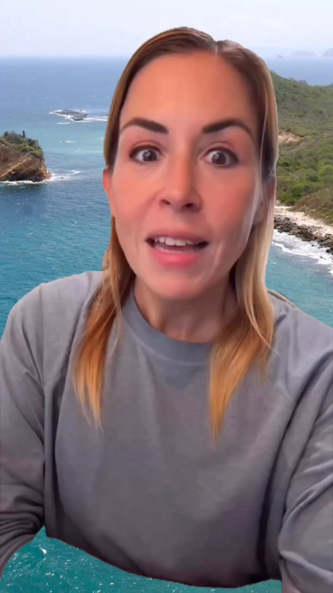 👉 LAST SPOT for Montañita, Ecuador with @beyondsurfsd 
🇪🇨 Co-ed Beginner Surf Trip! 🏄‍♀️🏄‍♂️
📅 March 19-26, 2026
🌊 Warm water, consistent waves
🏖️ Beachfront stay + guided surf sessions
💵 Great price!
📲 DM @beyondsurfsd to grab it!