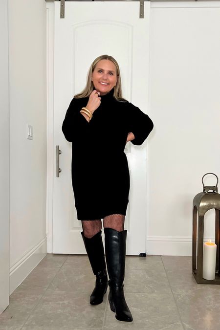 Sweater dress and boots. The perfect combo.

Outfit, boot season, Thanksgiving outfit, comfy outfit, chic outfit, black dress.


#LTKshoecrush #LTKHoliday #LTKfindsunder50