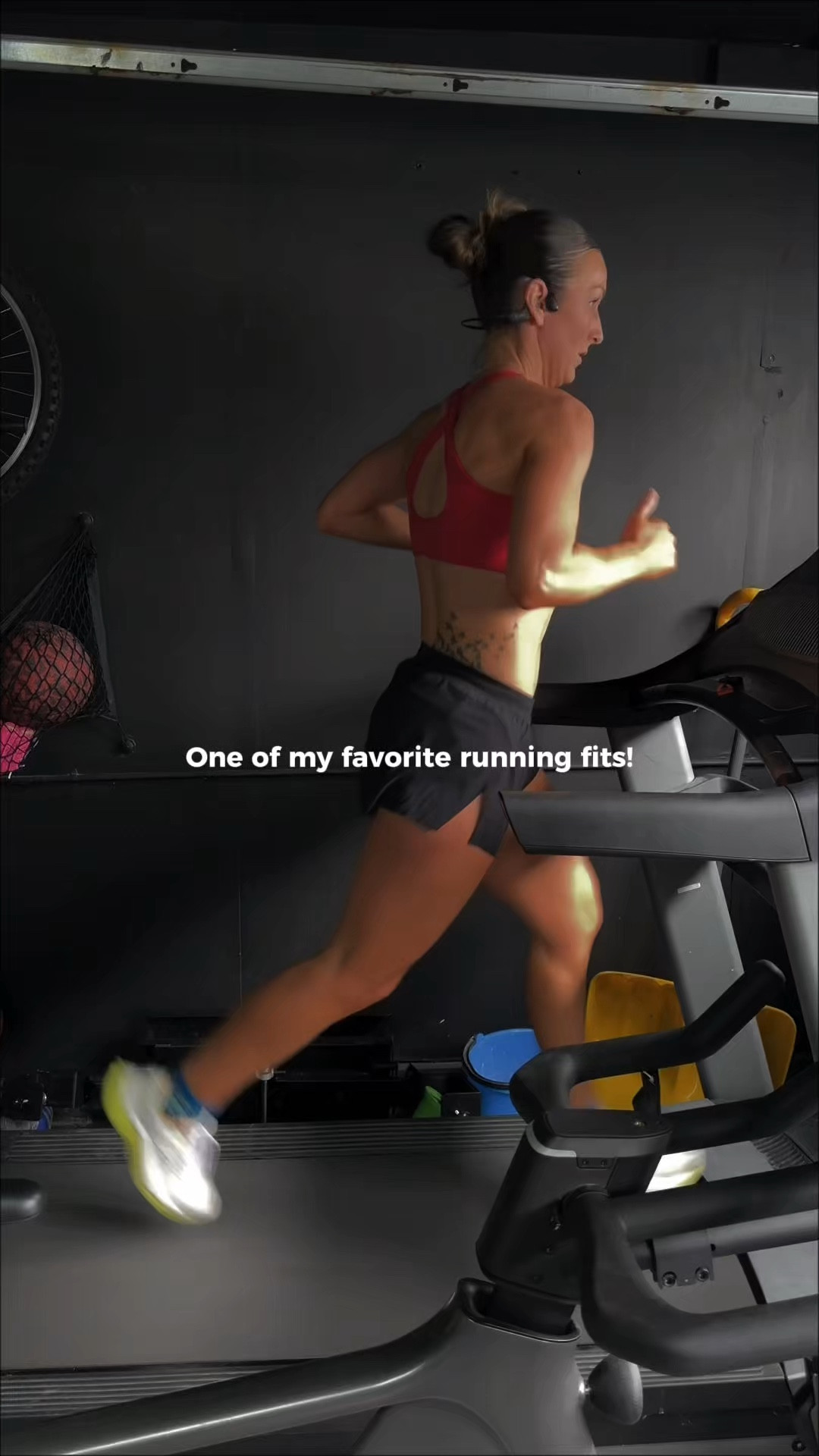 My all time favorite running shorts! This whole fit is fire and I love it 