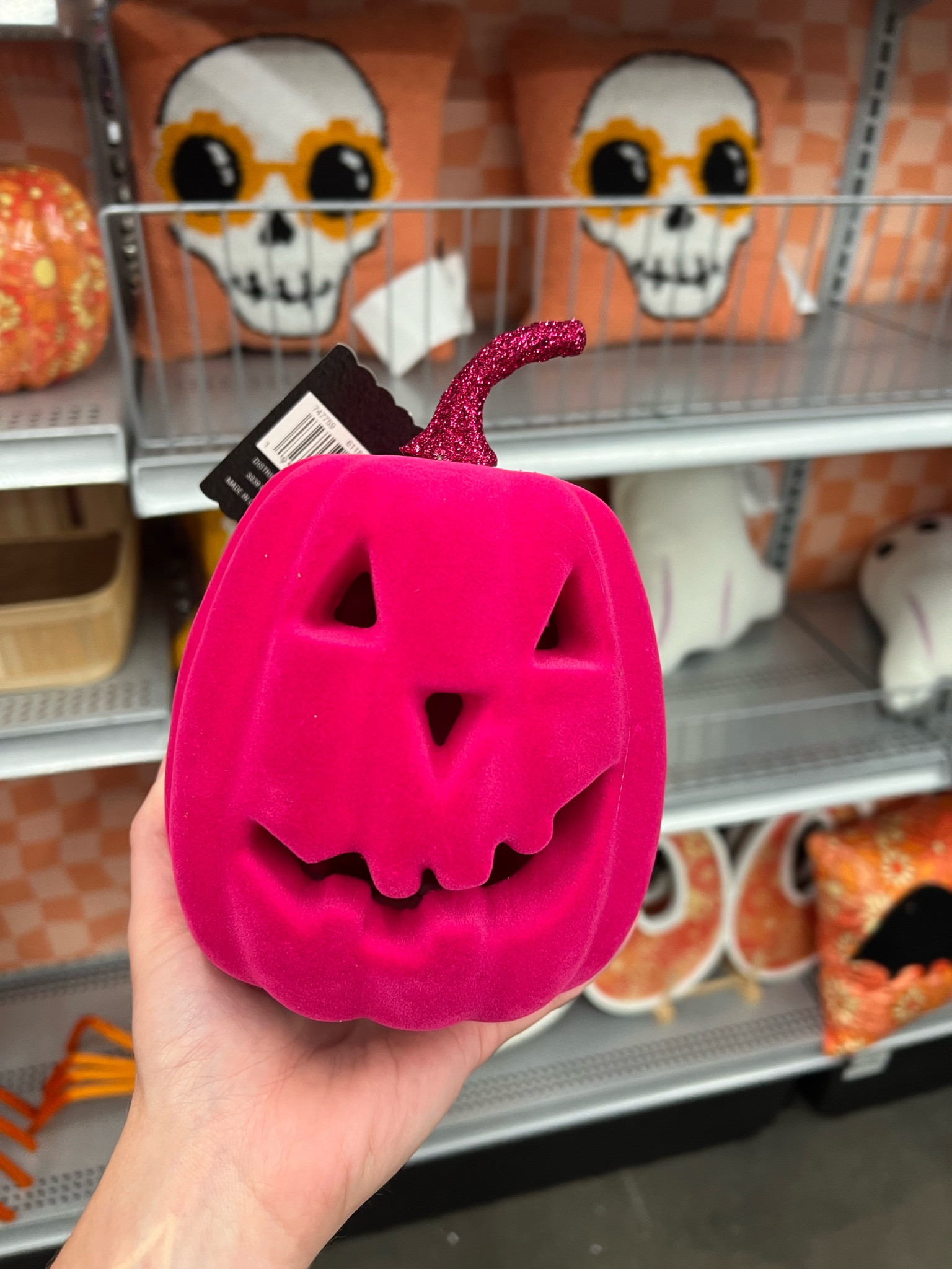 Flocked pumpkins at Michael’s
Halloween Decor
Pink Halloween 


#LTKHome #LTKSeasonal #LTKParties
