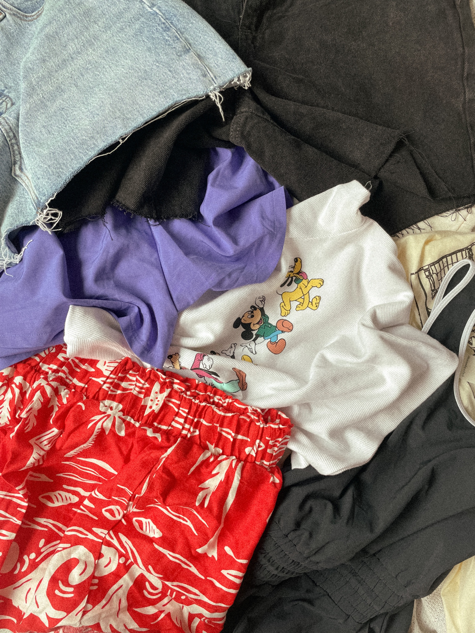 Summer sales are happening now! I love to replace and shop for summer pieces when they start to put out fall styles. It’s always the best time to snag any last minute pieces for your vacation or fill any gaps in your wardrobe. 

#LTKsalealert #LTKSeasonal #LTKBacktoSchool