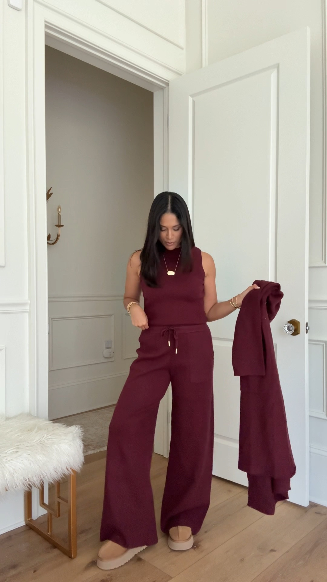 Linking my loungewear here!
Wearing a size small in these wide leg sweater pants, ribbed tank and cardigan by @splendid.
#loungewear 


#LTKStyleTip