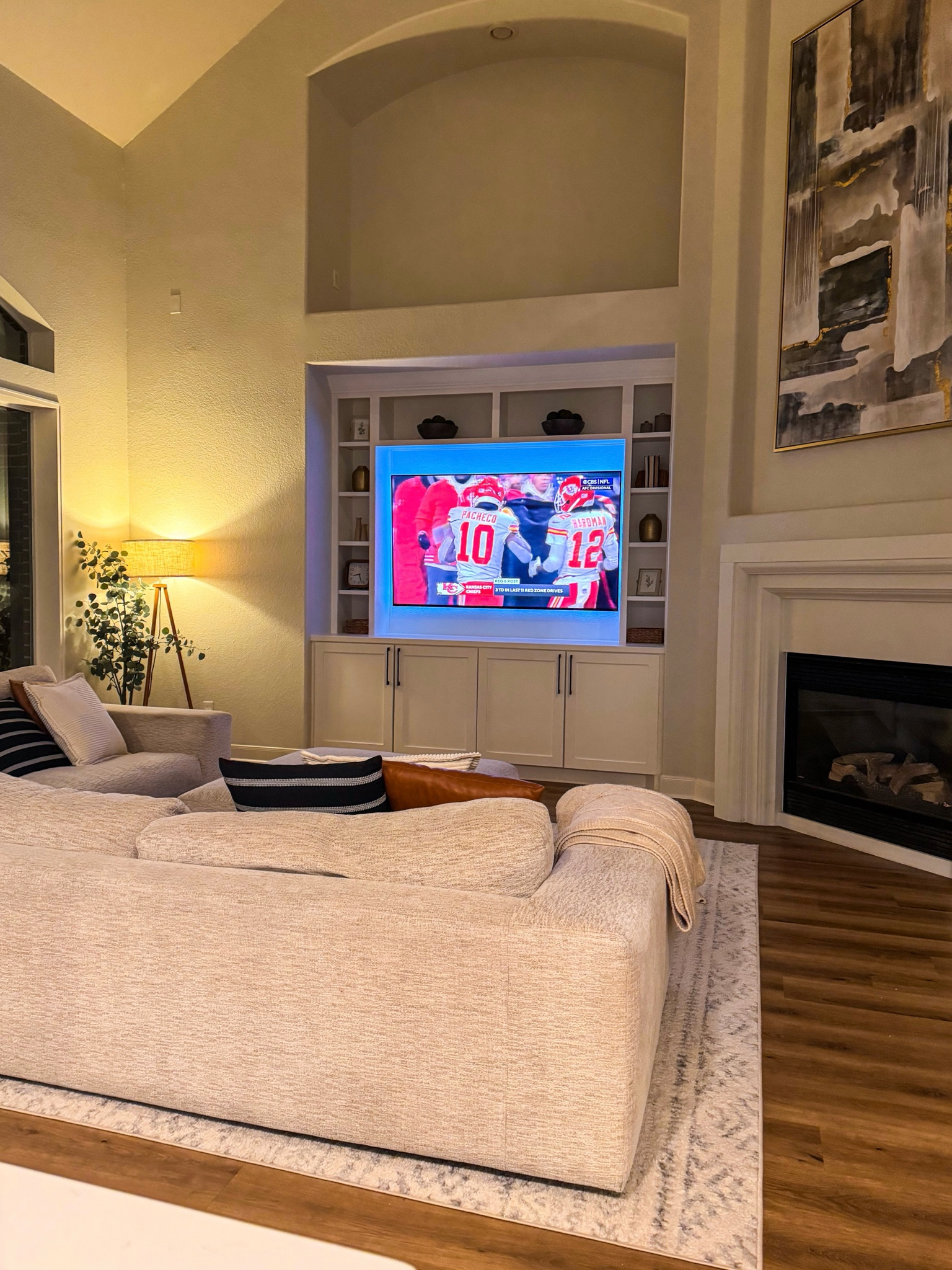 Living Room#LTKMostLoved 

#LTKhome #LTKstyletip