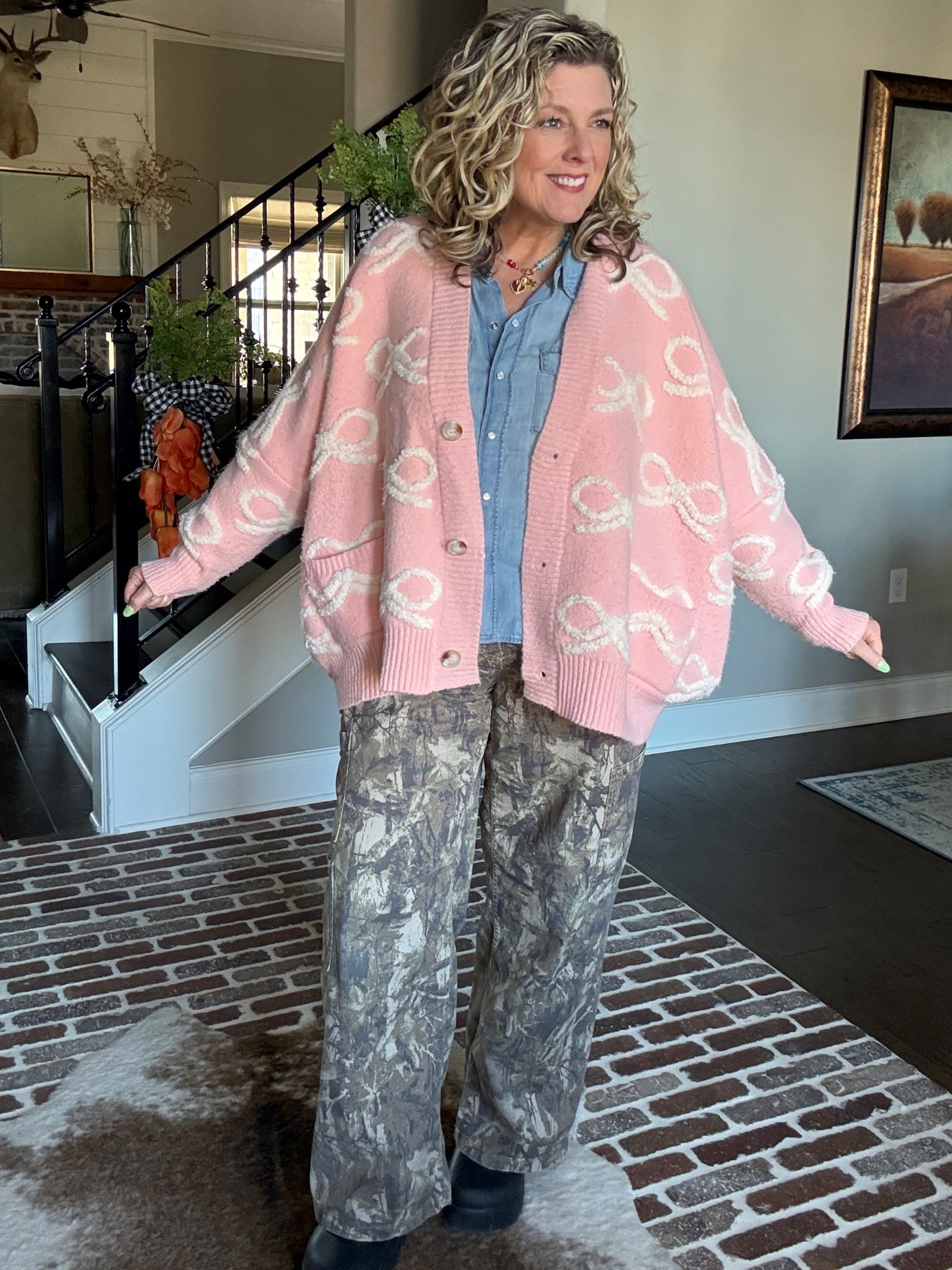 Cool spring vibes 

#LTKootd #LTKmomlife #LTKOver40