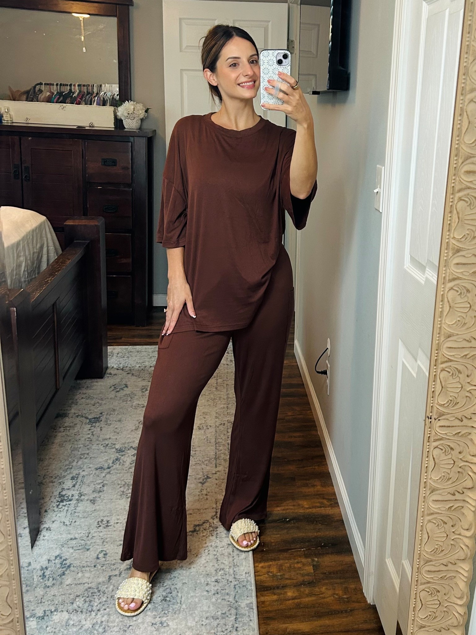 The comfiest matching set from Amazon!! It’s buttery soft and really stretchy. Perfect for the airport, errands or just lounging around the house 🥰🤎 

#LTKStyleTip #LTKFindsUnder50