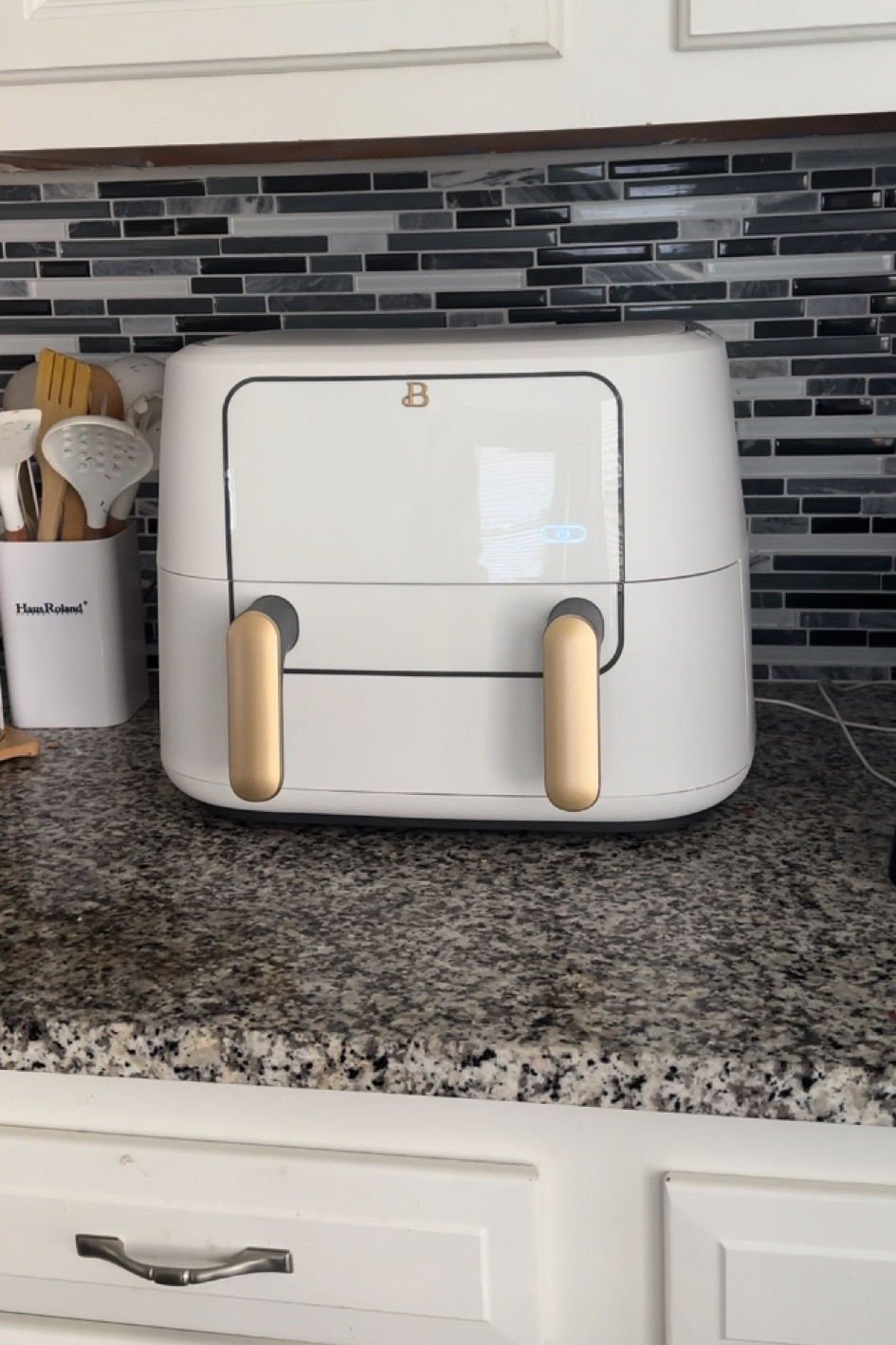 Beautiful & functional Trizone air fryer currently on sale! #walmarthome

#LTKHoliday #LTKhome