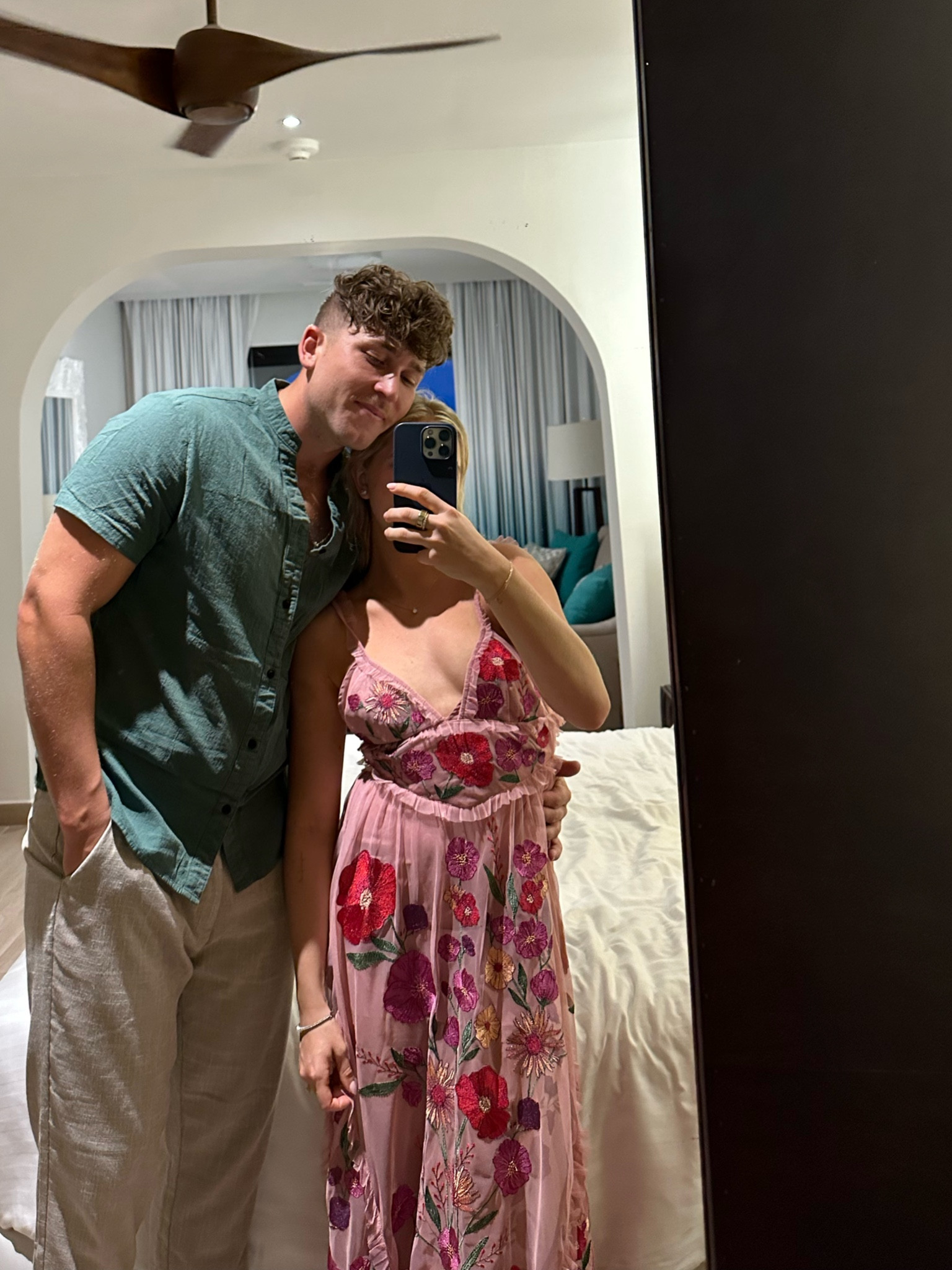 honeymoon din final night! for love & lemons maxi size small.