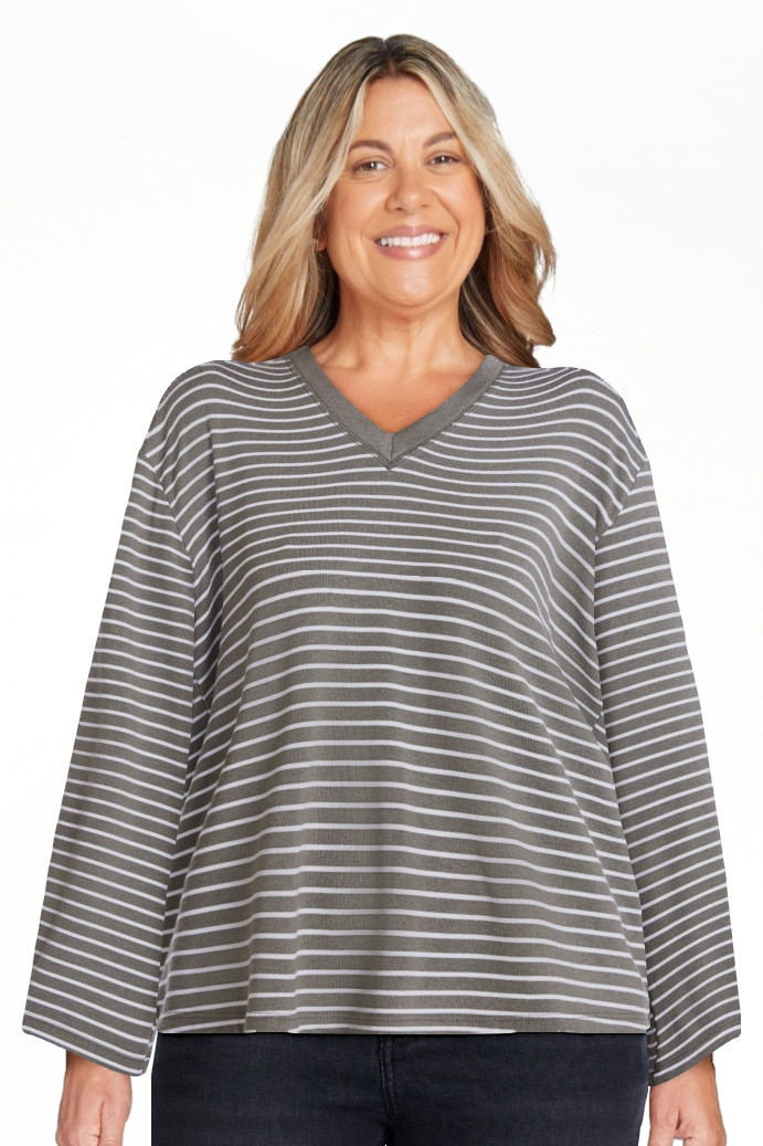 Scenario Women's and Women's Plus Relaxed Tee with Long Sleeves, Sizes XS-4X | Walmart (US)