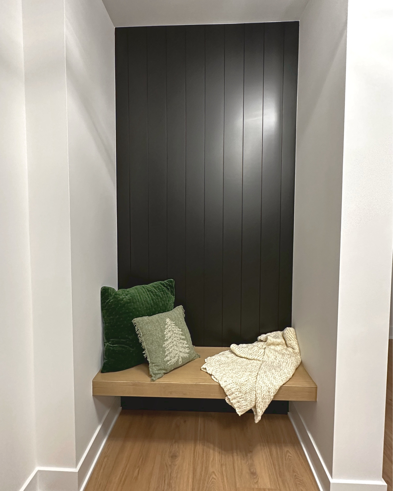 Christmas decor, target finds, home finds, Christmas throw, soft blanket, Christmas pillow 

#LTKCyberWeek #LTKhome #LTKHoliday