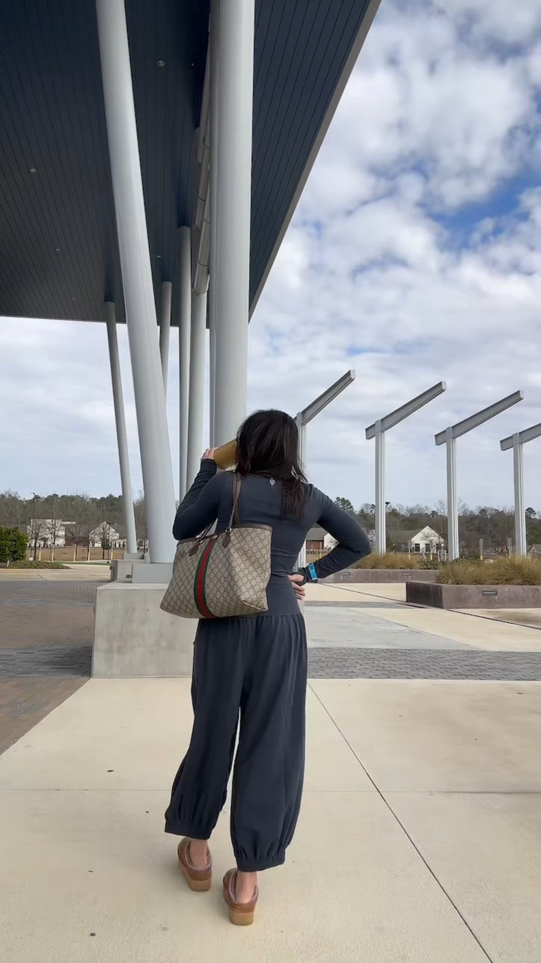 Sports mom ootd! #sportsmom #freepeople #set #athleticset #fpmovement

#LTKootd #LTKActive #LTKmomlife