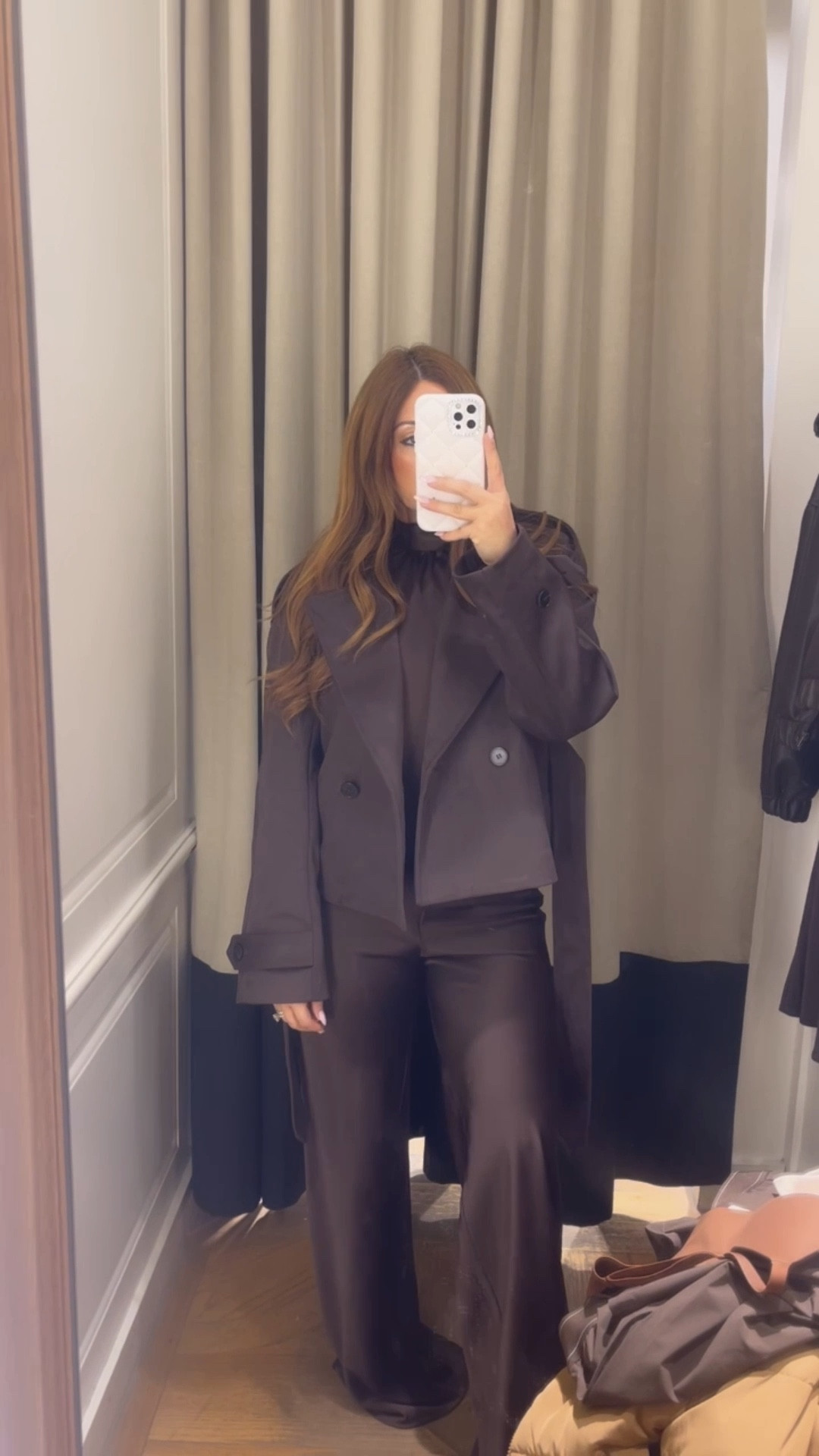 @Dynamite Clothing is having a brown moment & I’m here for it all 🤎 

#LTKstyletip #LTKcanada #LTKpetite