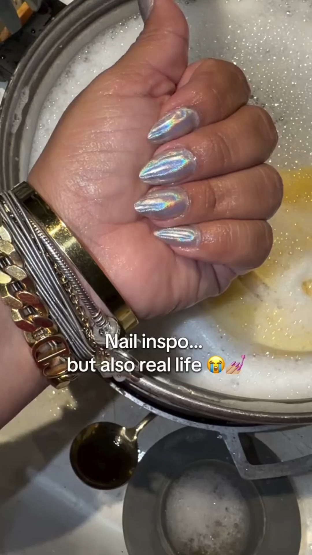The way my @scrubdaddy is silently judging me… #nailinspo

#iridescentnails #icenails #nailsdesign #momlife #style #styleblogger #gelx #trend

#LTKgrwm #LTKHoliday #LTKBeauty