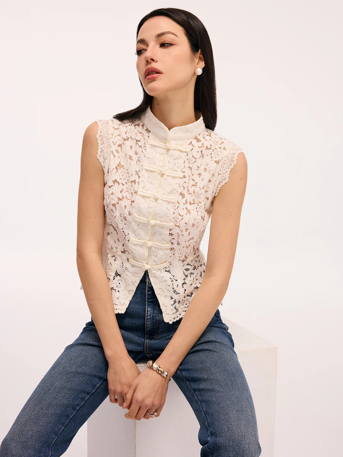 Lace Mandarin Collar Pearl Button Sleeveless Top | Commense