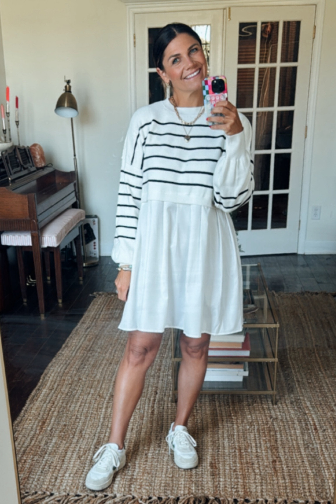 The easiest throw on look for fall to make it look like you have your life together when it’s actual chaos. 