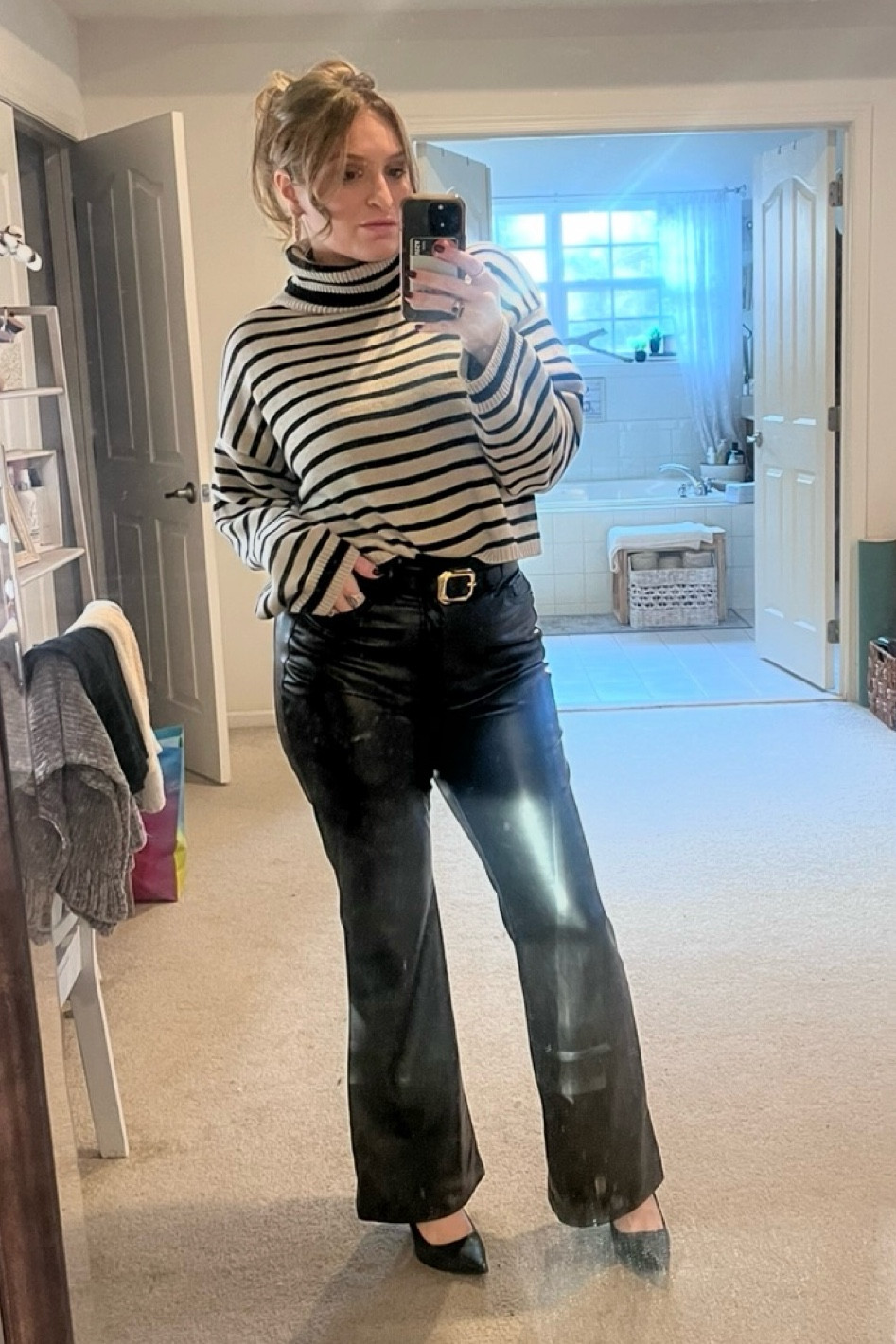 Leather for days 🖤

Old Navy has all your faux leather wants/needs on sale now 🙌🏼 

#leather #fauxleather #oldnavy #sale 

#LTKFindsUnder50 #LTKOver40 #LTKSeasonal