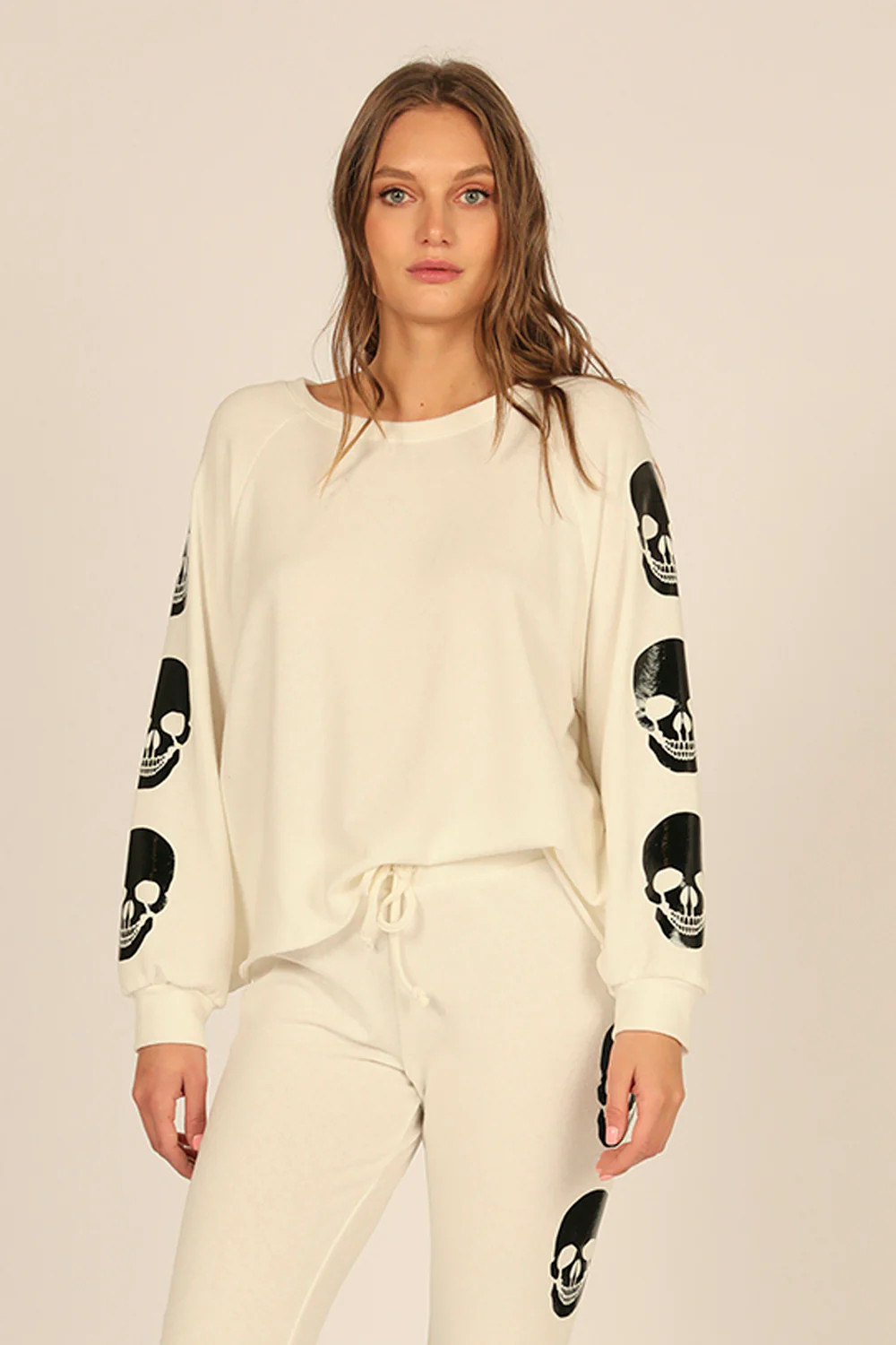 White Sand Skull Fleece Crew | Vintage Havana