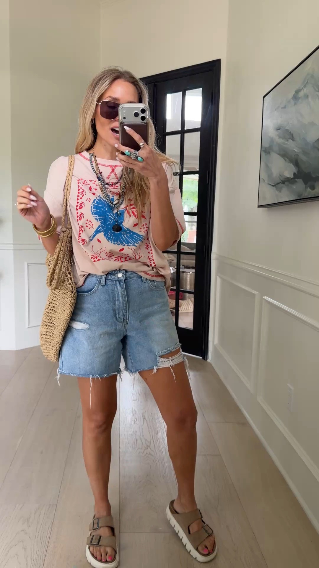 Giving FP vibes but it’s AMAZON!!!! I’m loving this graphic tee paired with one of my favorite Levi shorts. 

Wearing my tts

#LTKdayinmylife #LTKmomlife #LTKgrwm
