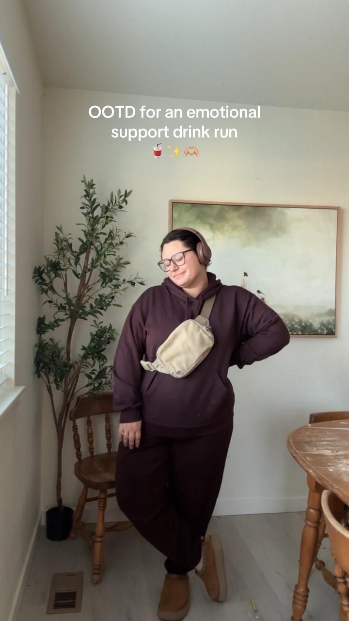 Cozy Sunday sweatsuit outfit 

#LTKPlusSize #LTKMidsize