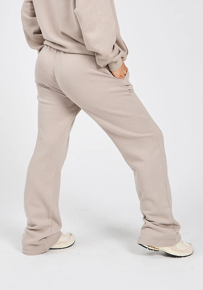 Threads Straight Leg Sweatpant | Buffbunny