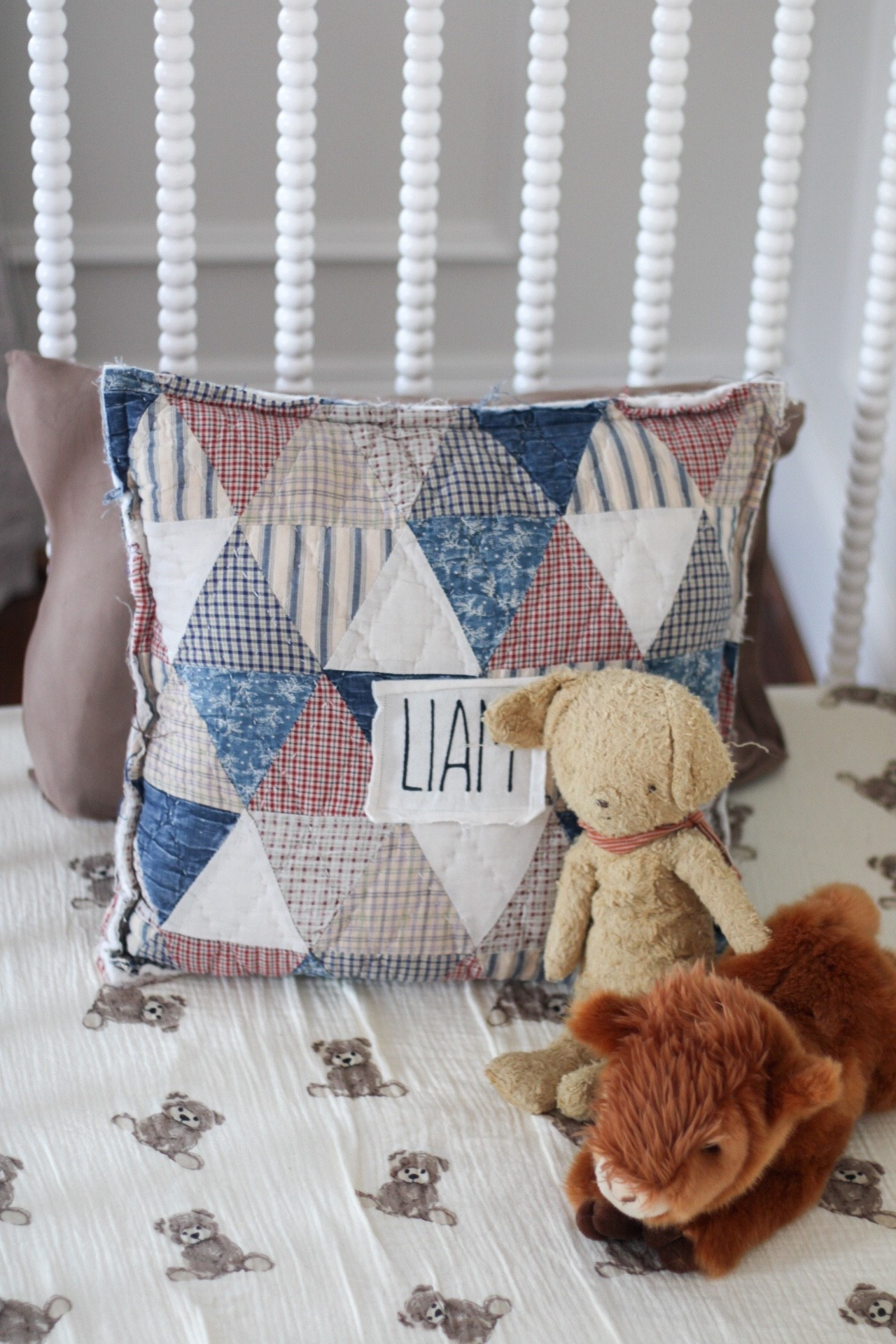 New pillow for my 2 year old! Love these teddy bear sheets too! 🥹🧸

#LTKBaby #LTKHome #LTKKids