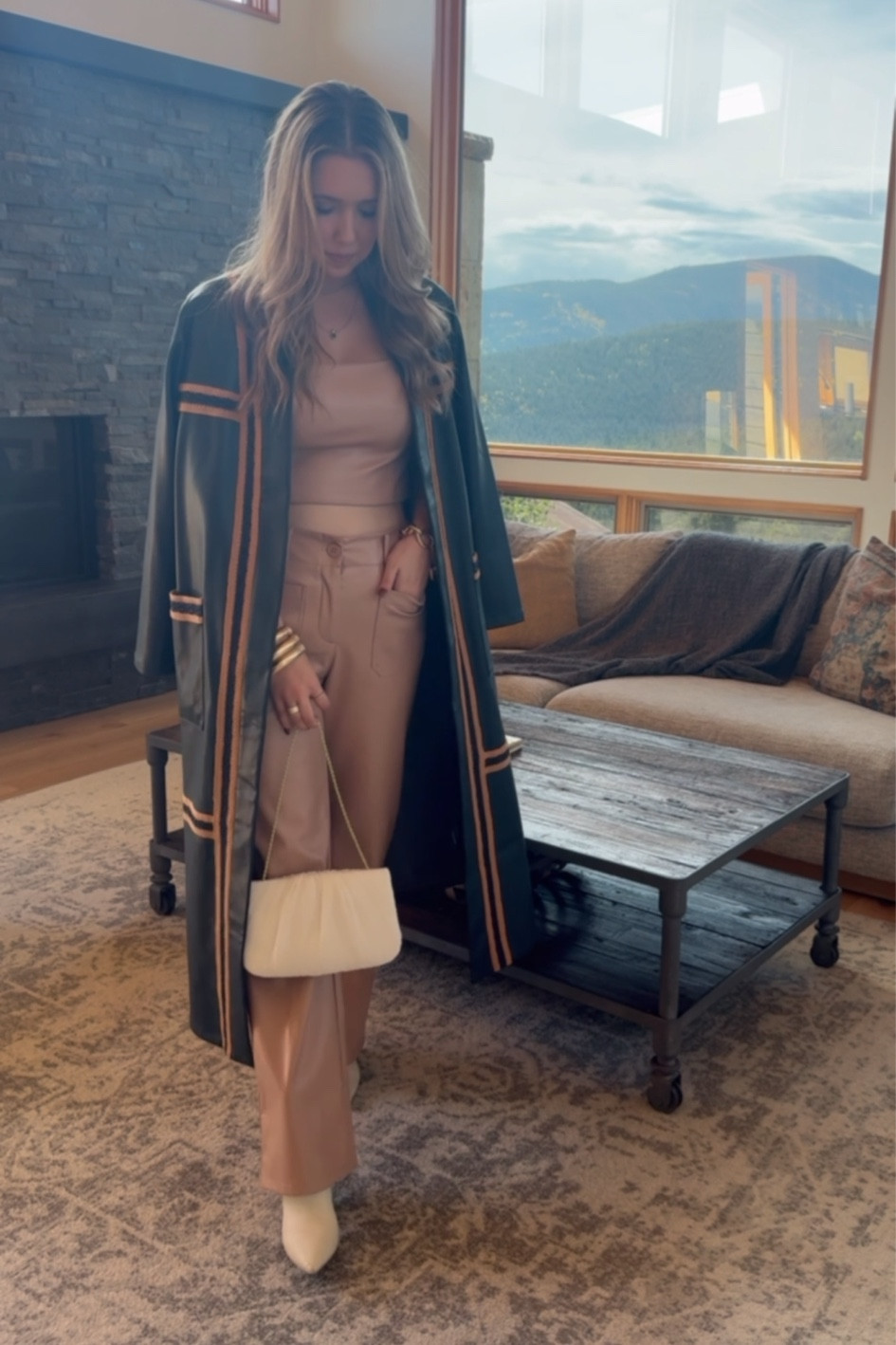 An all leather fall look 

#LTKStyleTip #LTKSeasonal