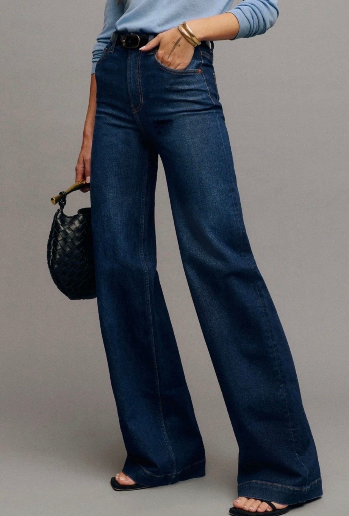 Rock a trend-right vibe in these high-waist jeans crafted from sustainable denim with elongating wide legs.