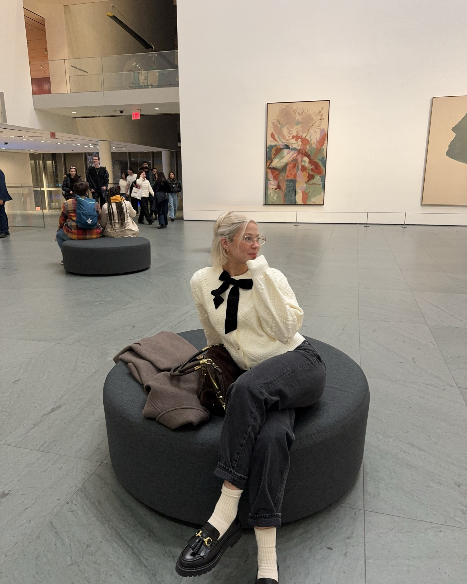 art museum outfit 🤎🎨  perfect holiday sweater too!!

loafers, sezane, bows, bow sweater, trench coat, agolde jeans 

#LTKGiftGuide #LTKHoliday #LTKdayinmylife