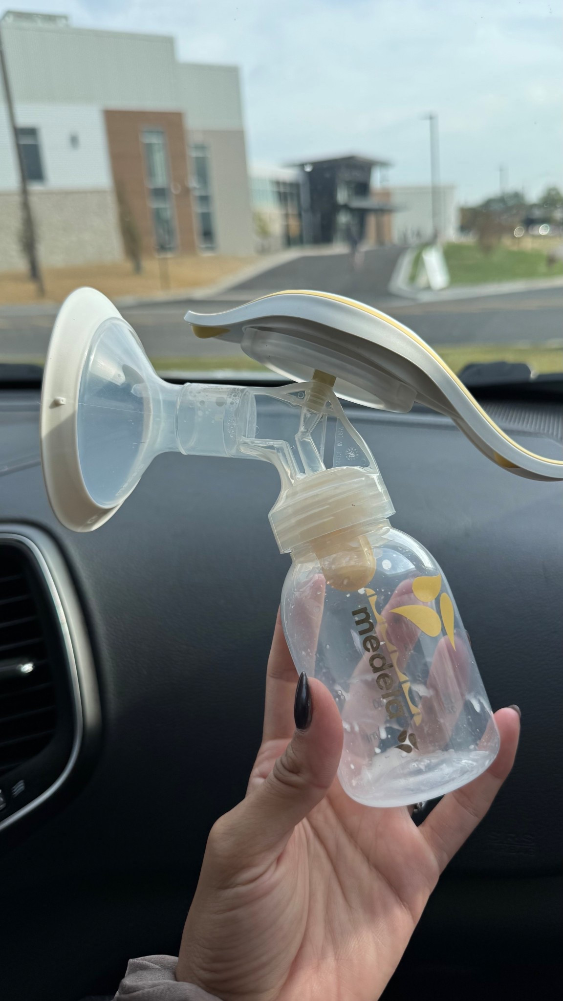 So handy in an emergency! #handpump #pumping #postpartumneed

#LTKFamily #LTKBaby #LTKKids