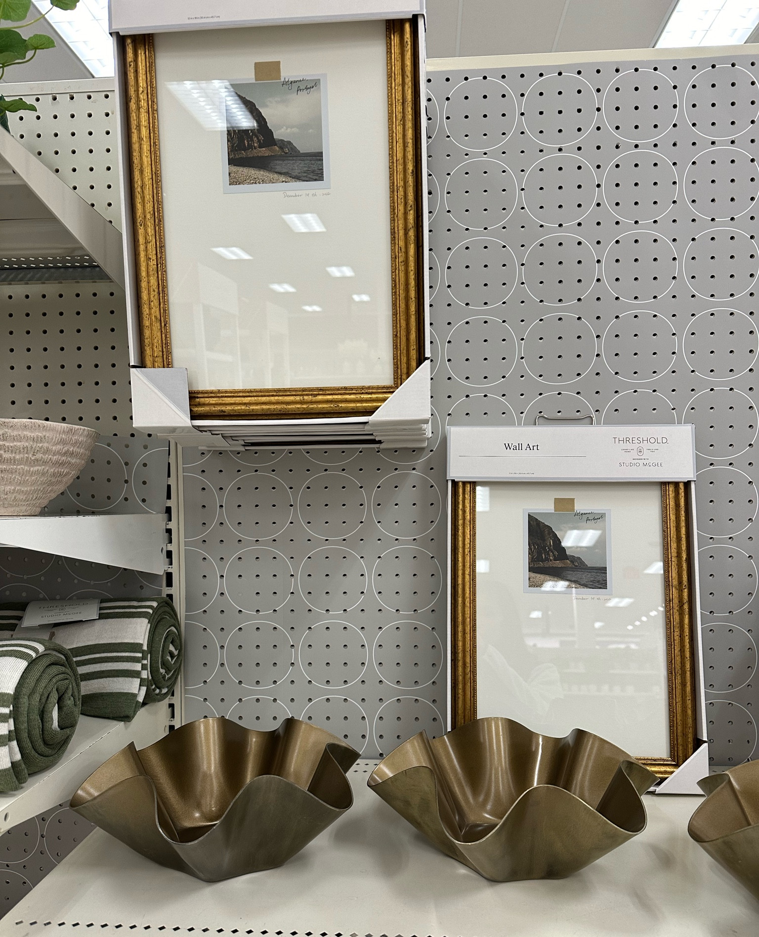 This matted framed wall art is 😍






Ruffled bowl, studio McGee, Target, threshold, 

#LTKhome #LTKover40 #LTKfindsunder100