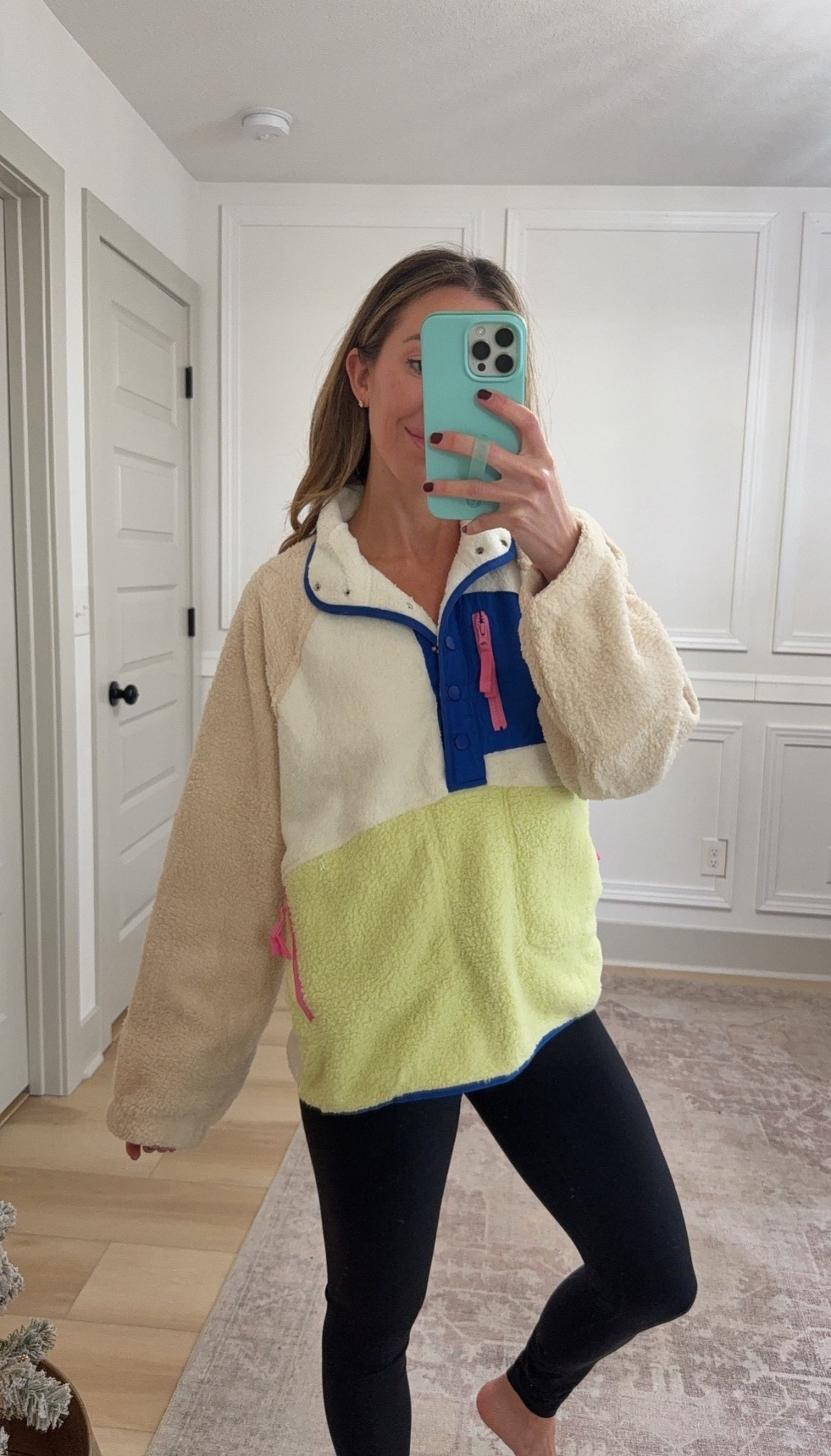 A similar version of this Sherpa pullover is 40% off! So cozy! 

#LTKSaleAlert #LTKGiftGuide #LTKFindsUnder50