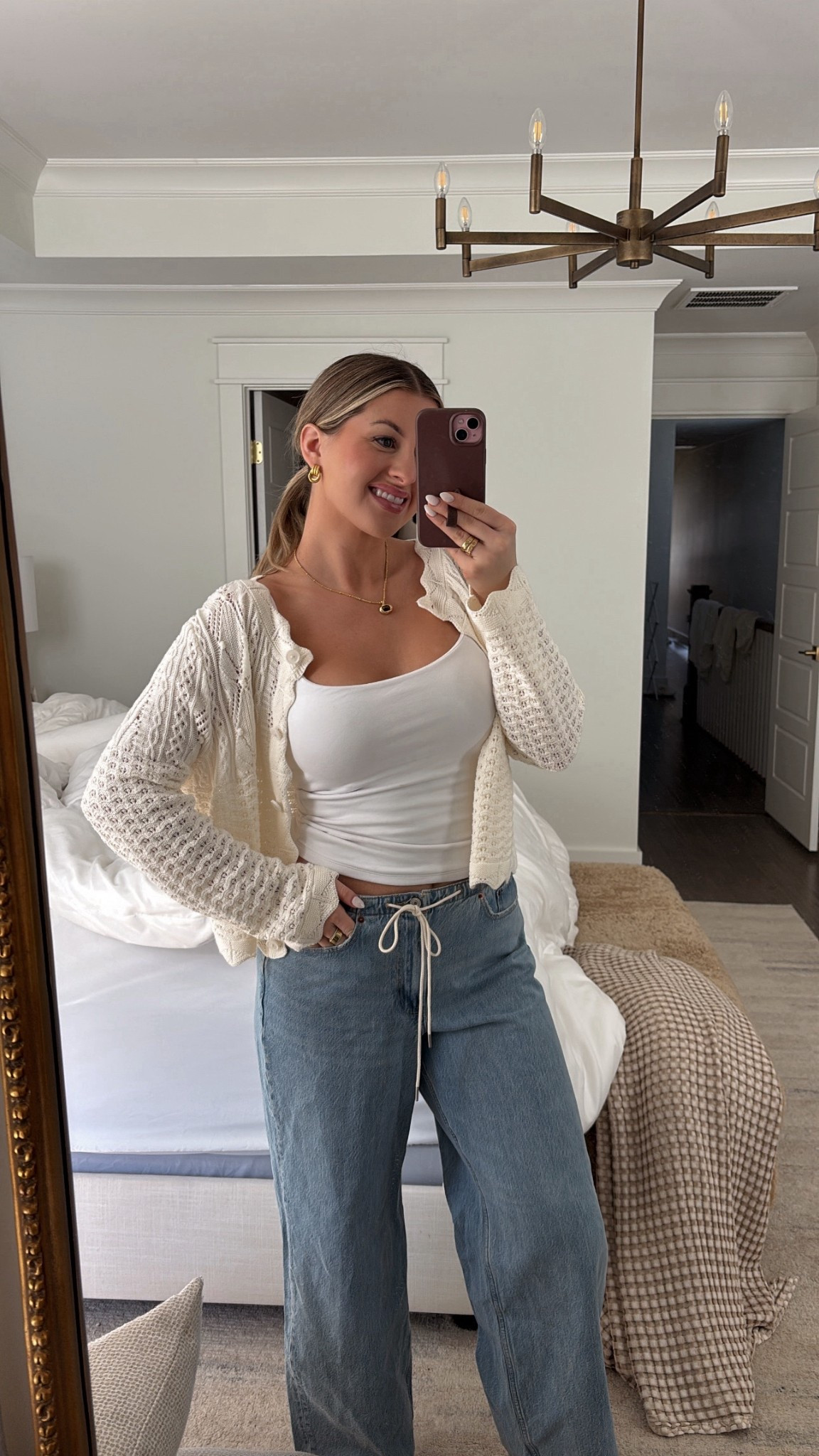 Today’s outfit 🤍 loving these @abercrombie jeans and target cardigan! I actually sized up in the jeans to a 30 since they are the low rise style - I didn’t want them snug! Everything else true to size!

#LTKootd