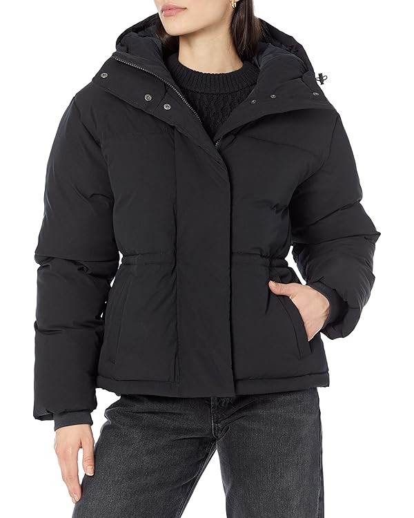 Amazon Essentials Women's Short Waisted Puffer Jacket (Available in Plus Size) | Amazon (US)