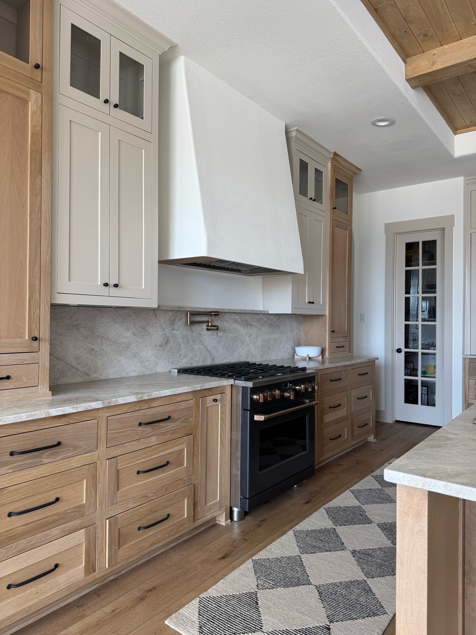 My range is on sale. She’s stunning and makes such a statement. I have the matte black with brushed bronze hardware. 

#LTKHome